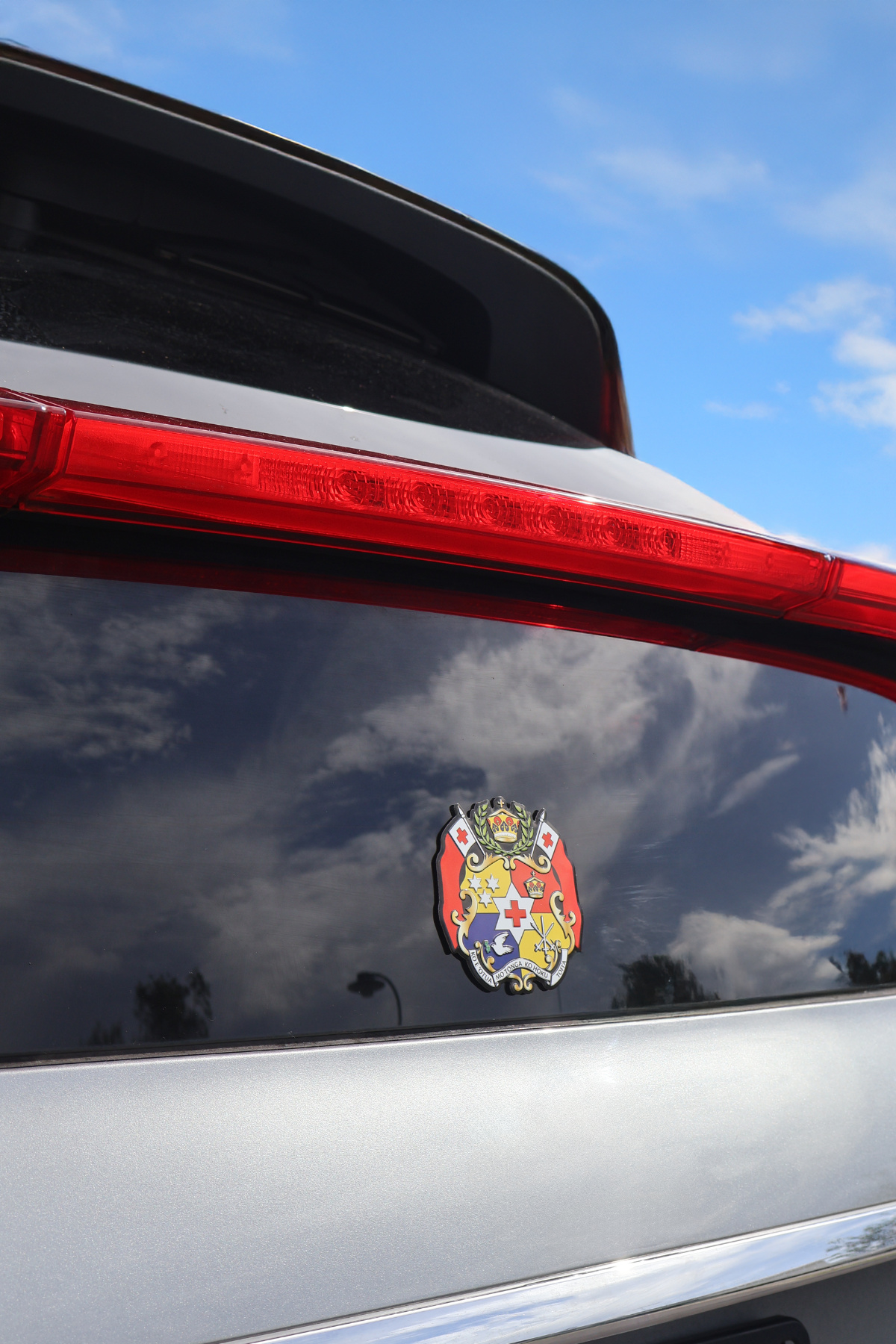 TONGA - Coat of Arms Car Badge | ko e Sila ʻo Tonga